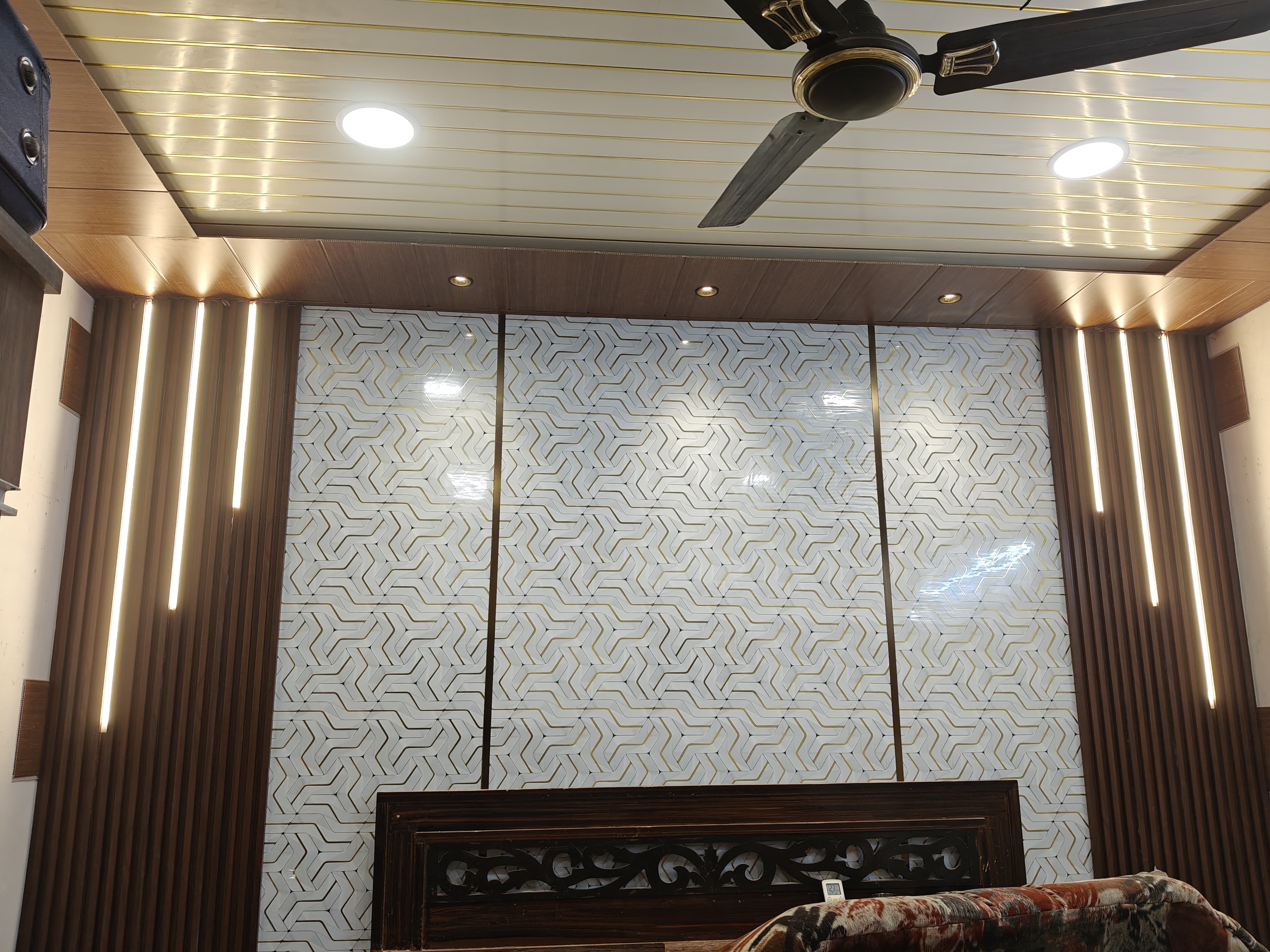 Wpc louvers. UV sheets
